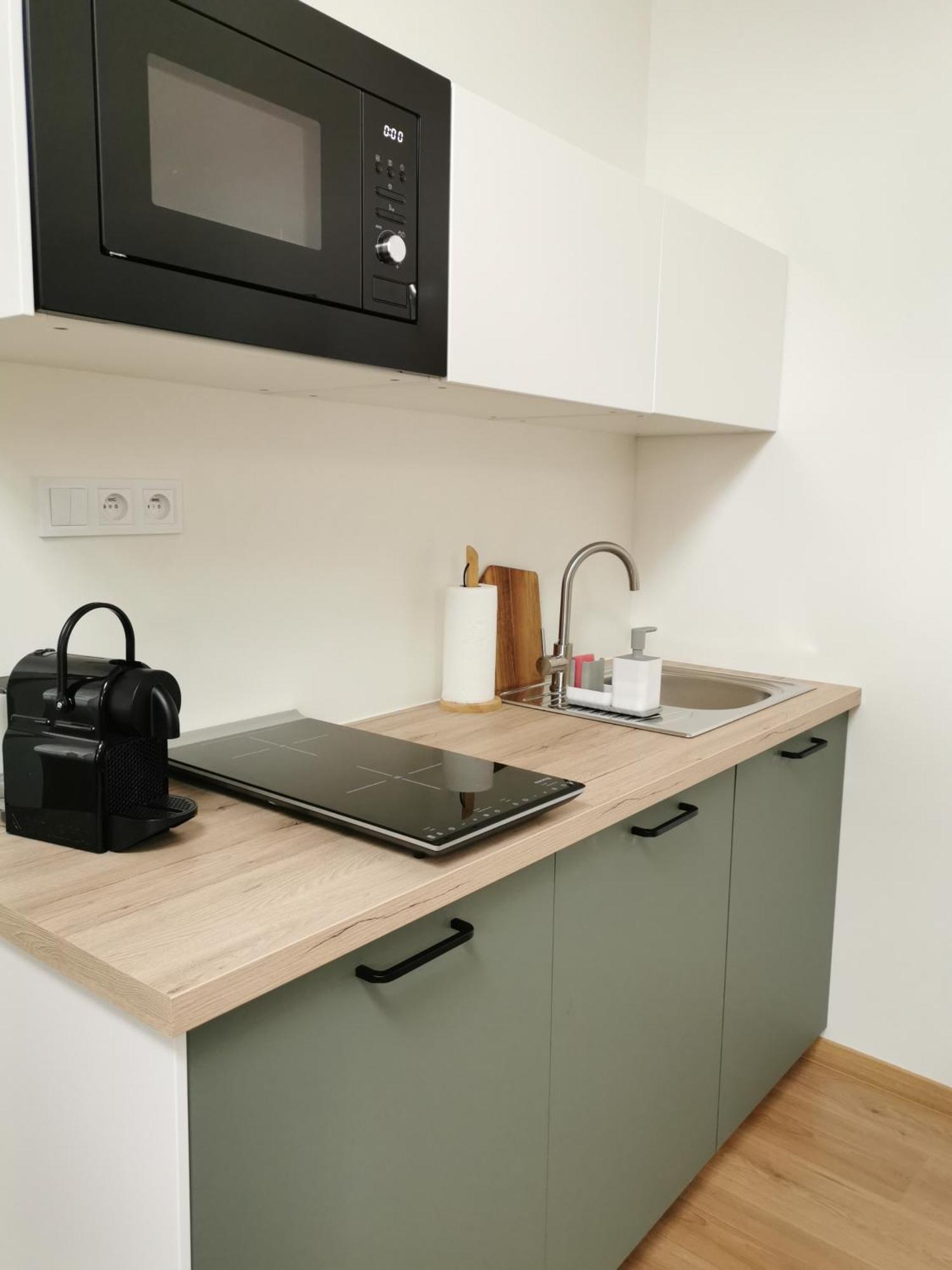 Atlas Apartment No2 With Free Parking And Ac Košice Rom bilde